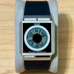 Casio Pela Film FS-02 Vintage 2128 Slim Quartz Men's Silver Digital Watch FS02